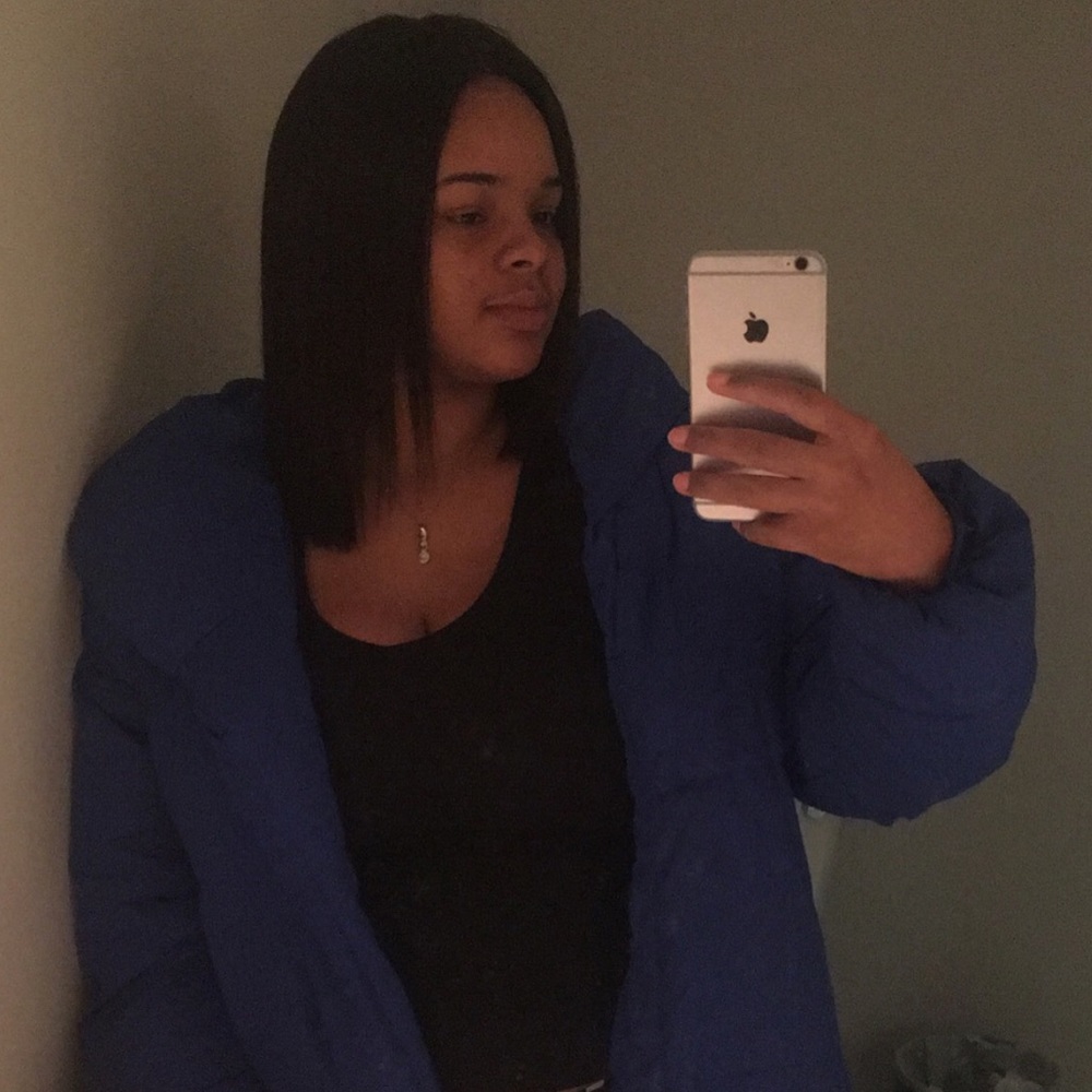 Meet your Posher, Janiah